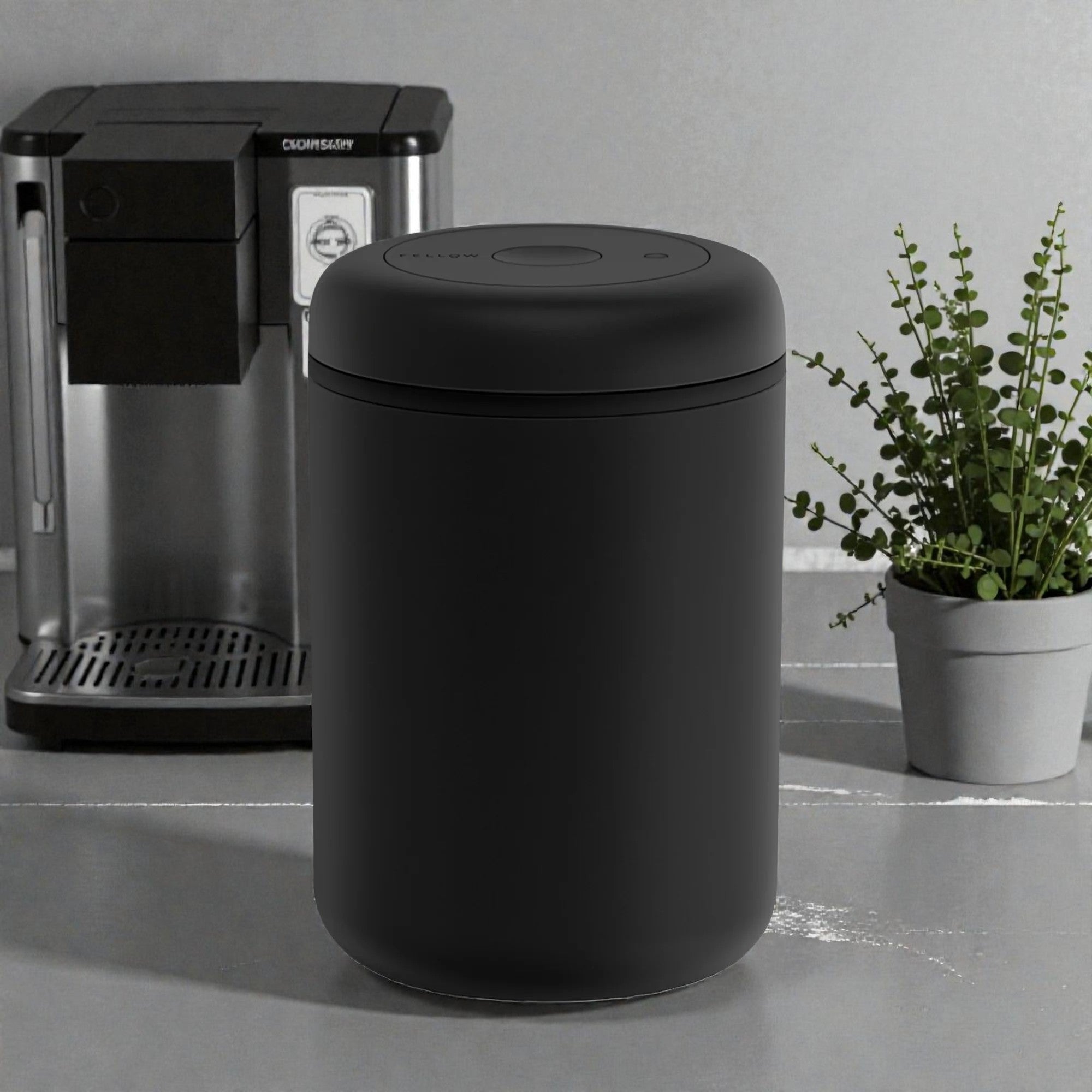 Vacuum Coffee Canister with Airtight Seal Technology | Preserve Freshness for Optimal Flavor